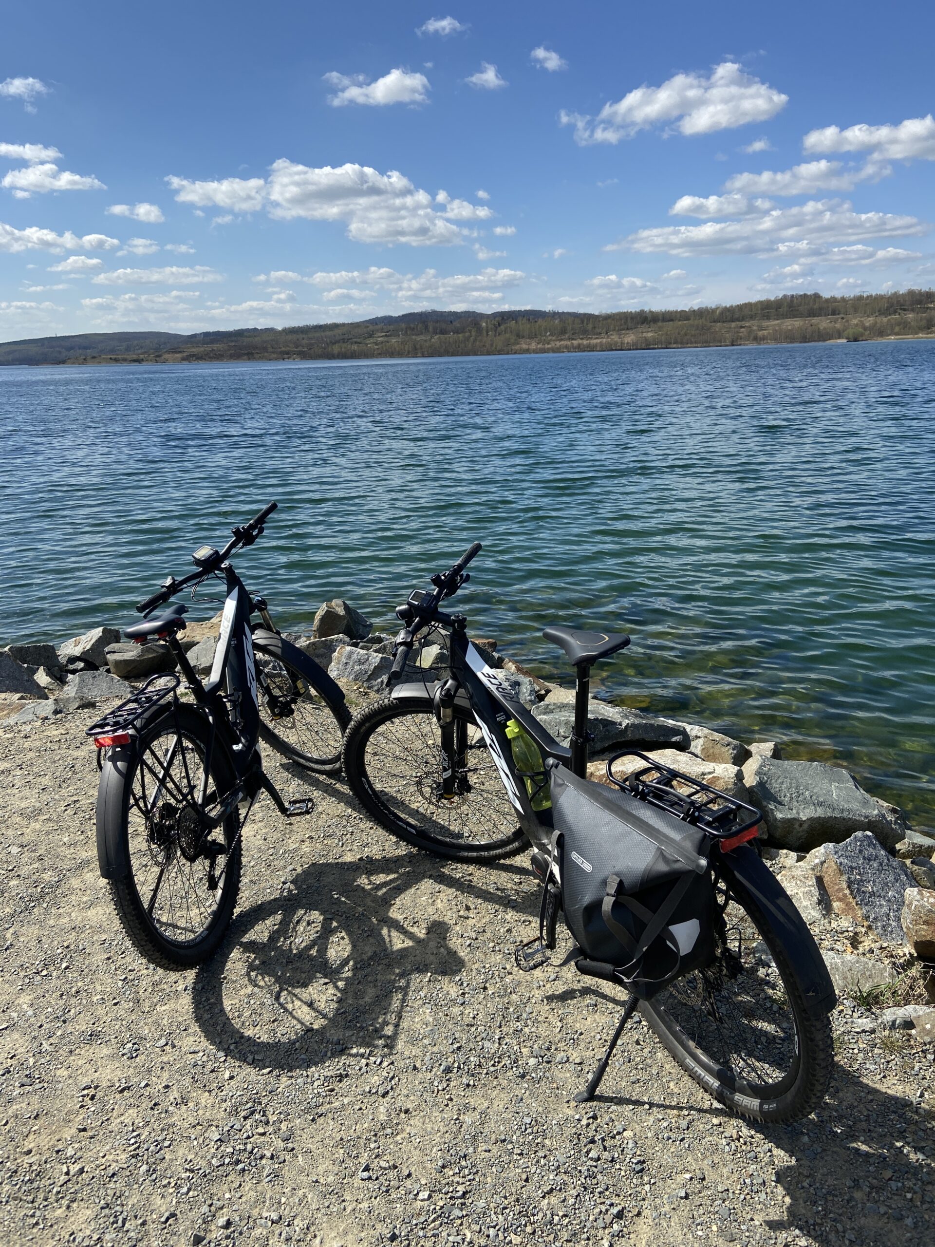 Radfahren-am-berzdorfer-see